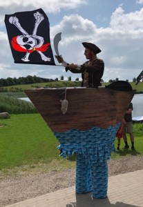 Walking-Act Piratenboot